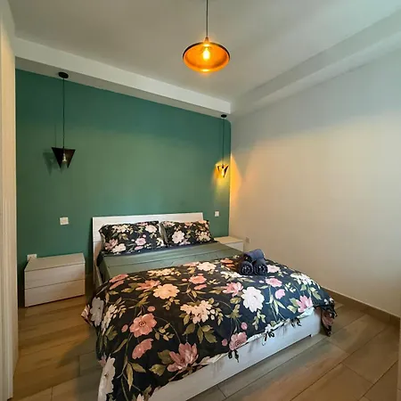 Airport Comfortable With Own Bathroom Easy Access *