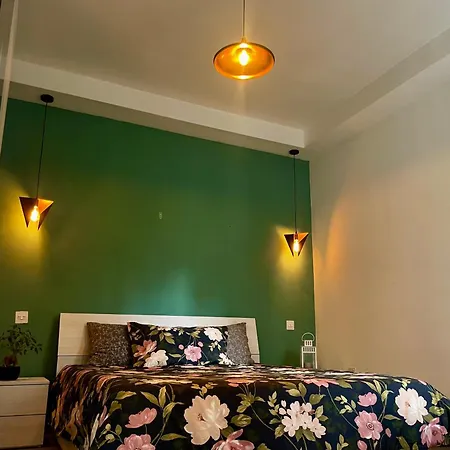 Homestay Airport Deluxe: Self-service Comfort Near Terminals *