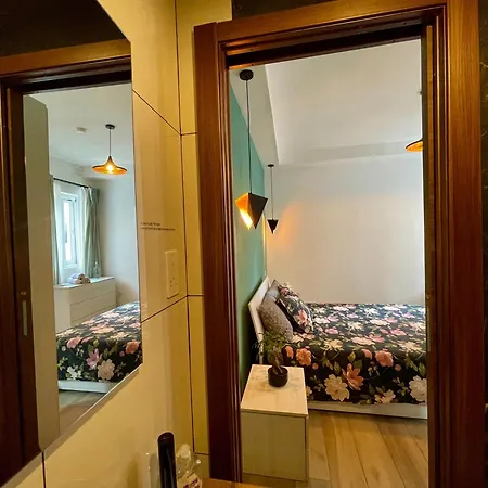 Airport Deluxe: Self-service Comfort Near Terminals Homestay *